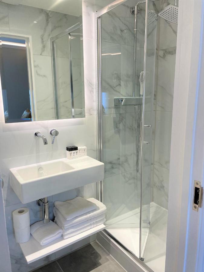 West End Lane II Aparthotel Лондон Екстериор снимка