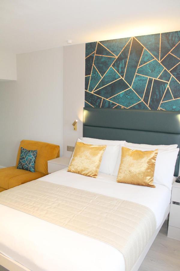 West End Lane II Aparthotel Лондон Екстериор снимка